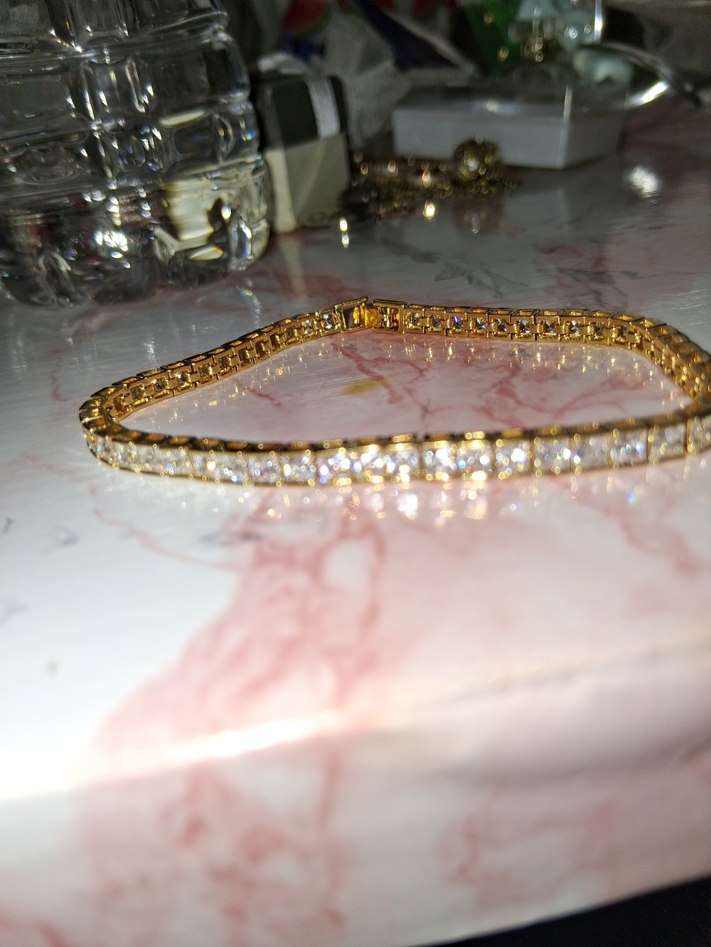 Source Unknown Gold-Tone Bracelet with Clear Stones